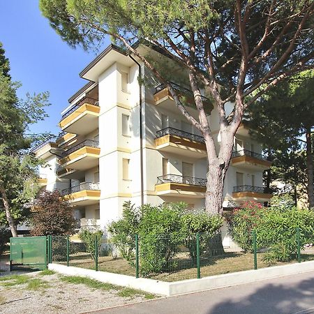 Апартаменты Residenza Ibsen Линьяно-Саббьядоро Экстерьер фото